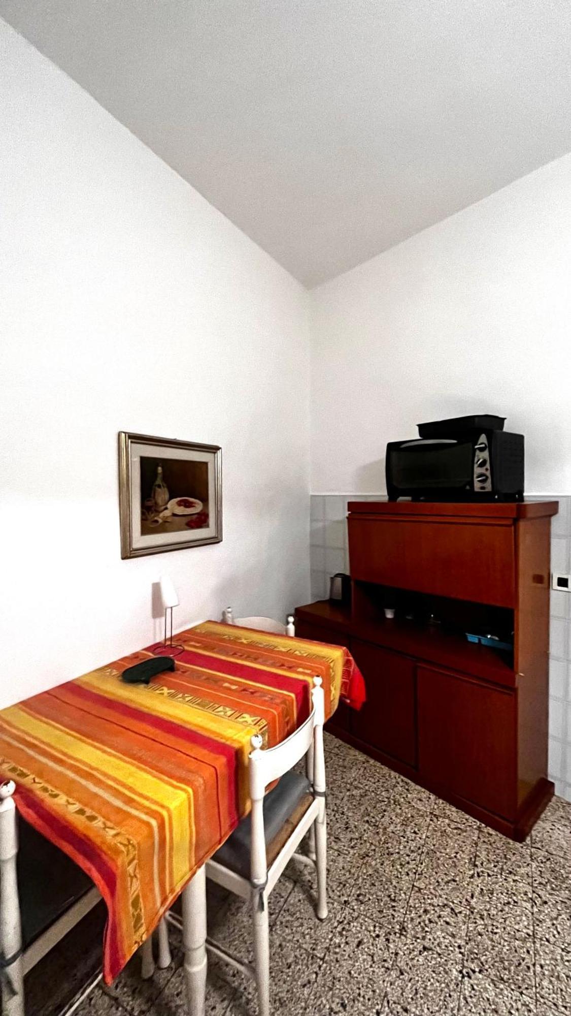 Rooms For Rent Livorno-Center Esterno foto